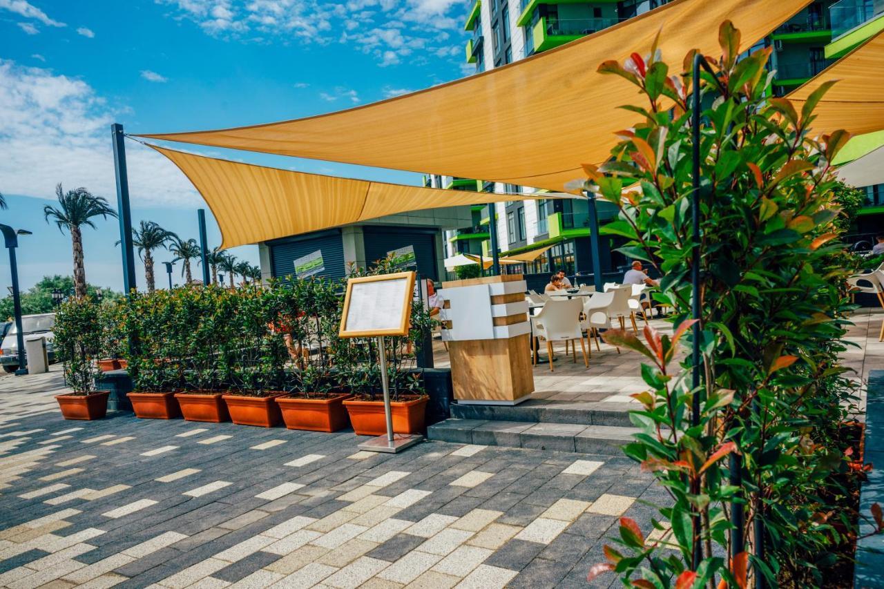 Sunfest Aparthotel Pool & Spa Mamaia Nord Năvodari Екстериор снимка